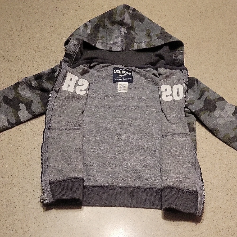 OshKosh B'gosh Kids Camo Hoodie Size 5T